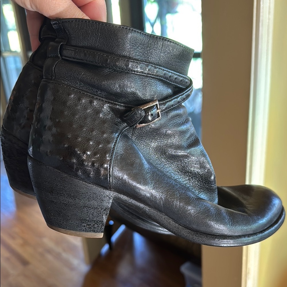 Officine Creative Black Leather Ankle Boots